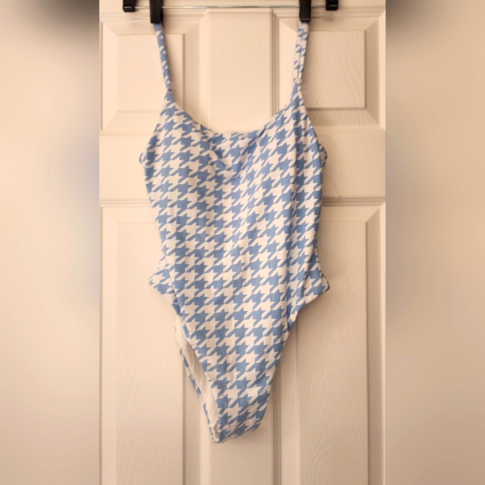 AQUA Swim One-piece Swimsuit in houndstooth blue and white size Small - Picture 2 of 6